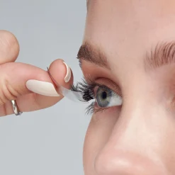 Easy Tab>Impress Demi Wispy | 1 Pair of Half Lash & 2 Clusters